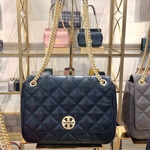 Tory Burch Willa 87862 Large Glazed Leather Shoulder Bag  Black